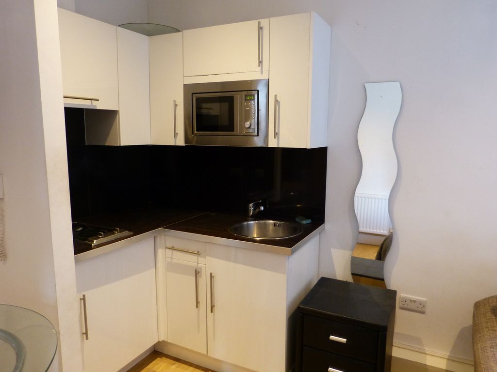 Property photo 3 of 4