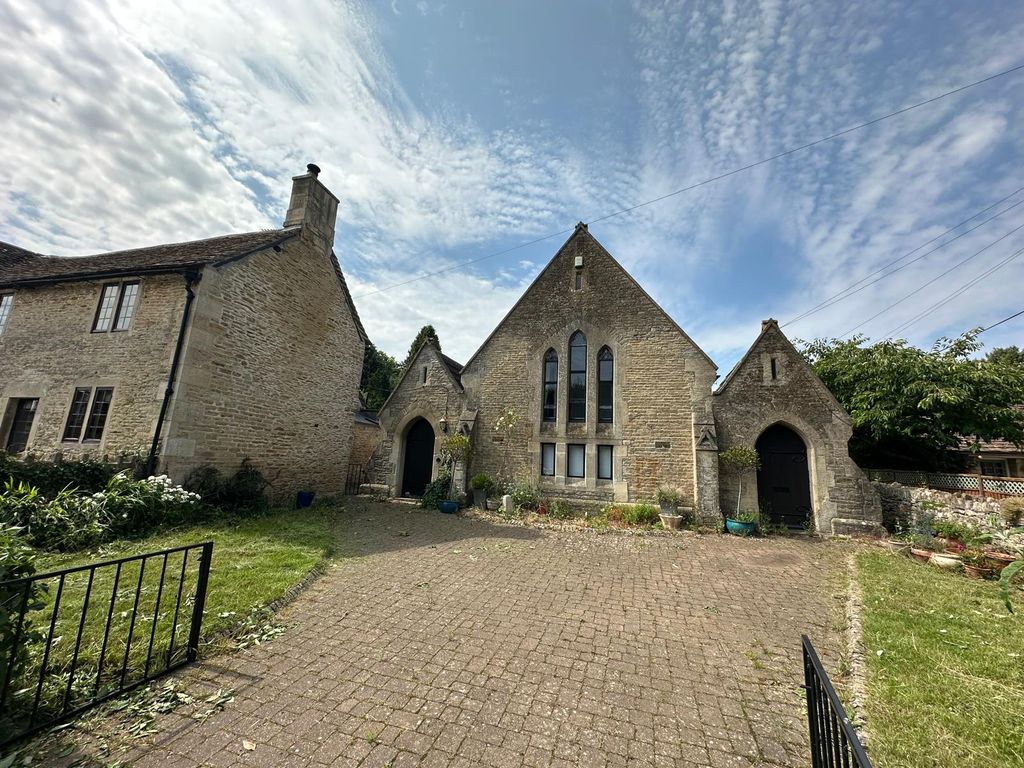 Property photo 1 of 16 Front