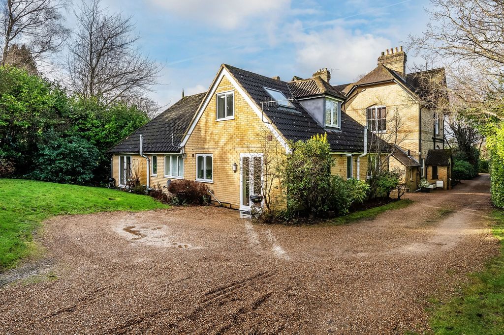 Property photo 1 of 24