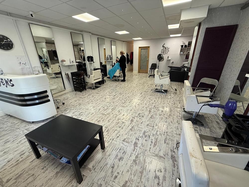 Property photo 2 of 3