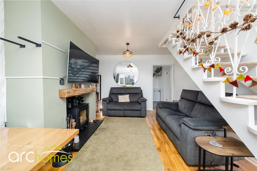 Property photo 2 of 33 Dsc06692-Edit.Jpg