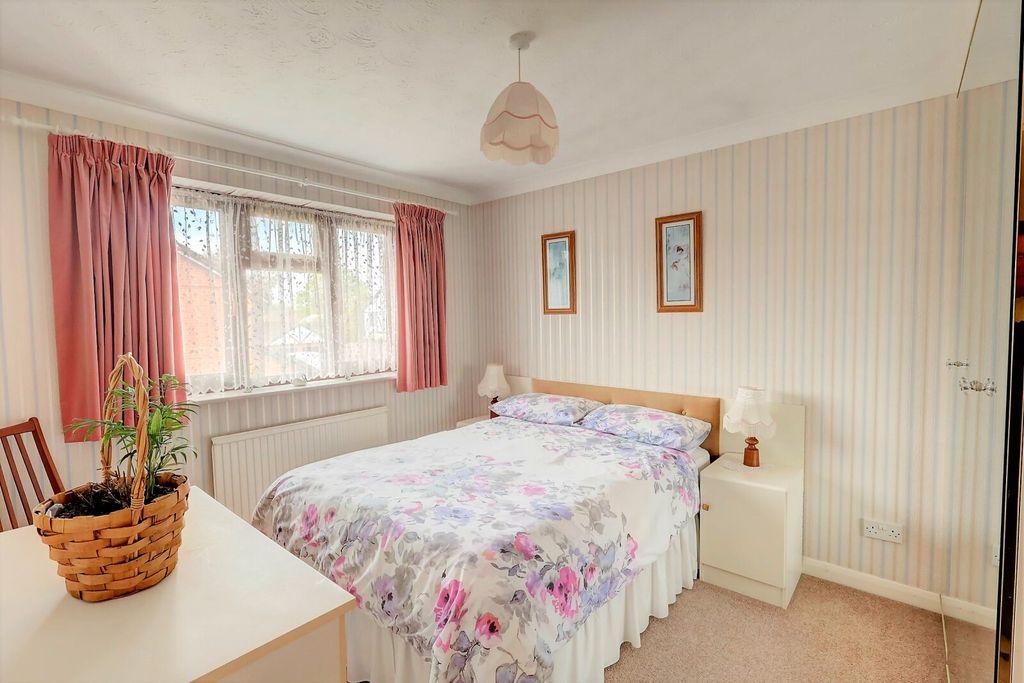 Property photo 2 of 14 Picture No. 05