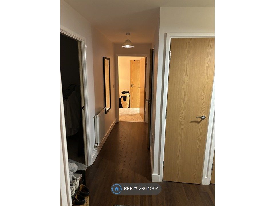 Property photo 2 of 12 Hall