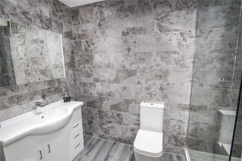 Property photo 3 of 15 Shower Room