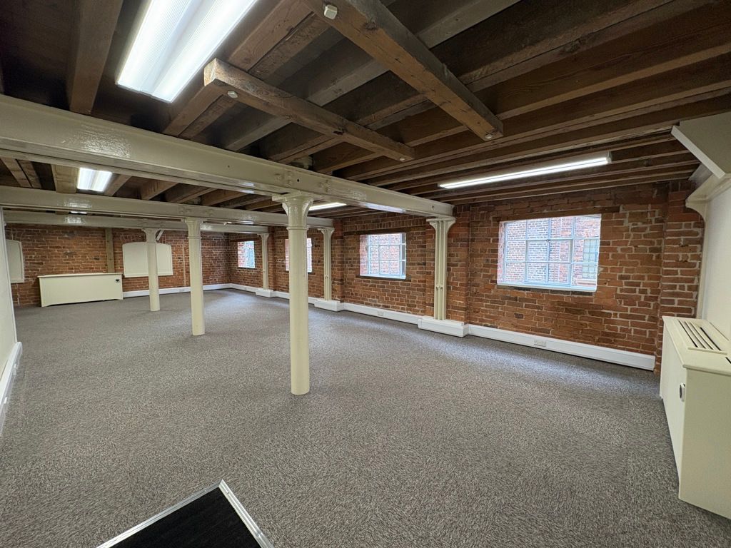 Property photo 1 of 12 Photo 3