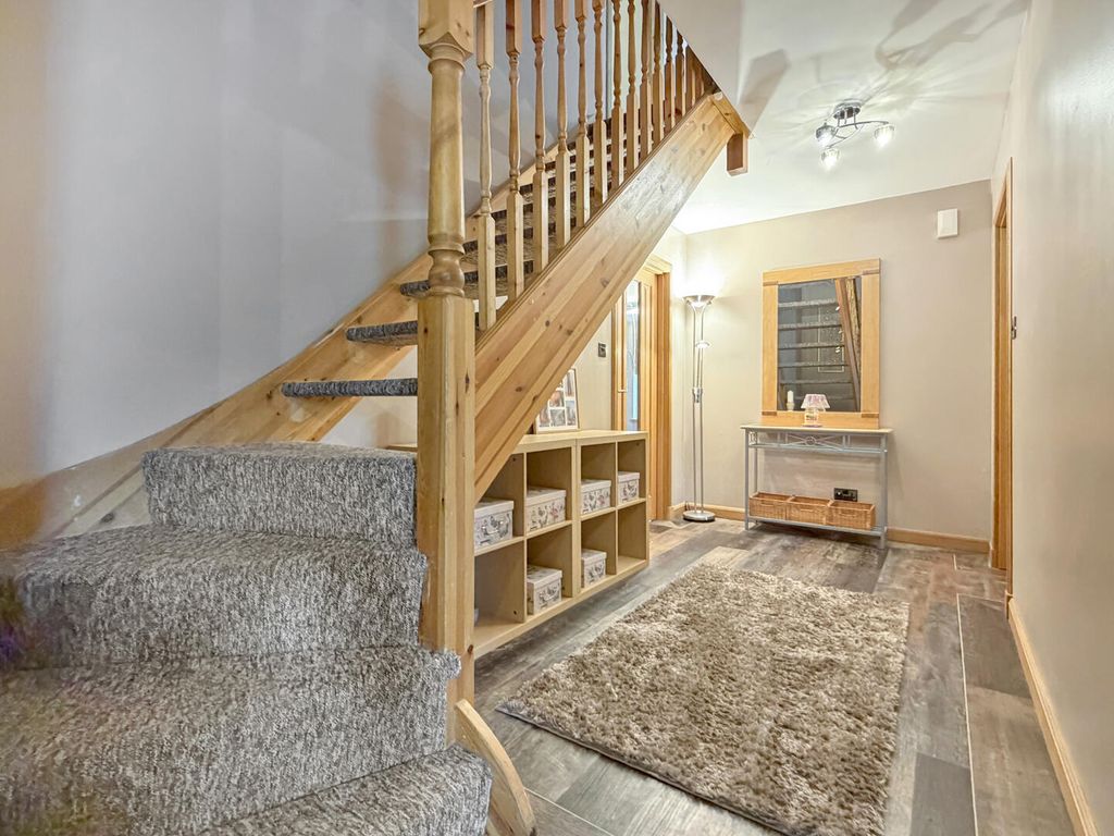 Property photo 3 of 50 Hallway