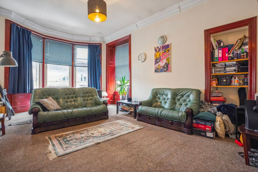 Property photo 3 of 19
