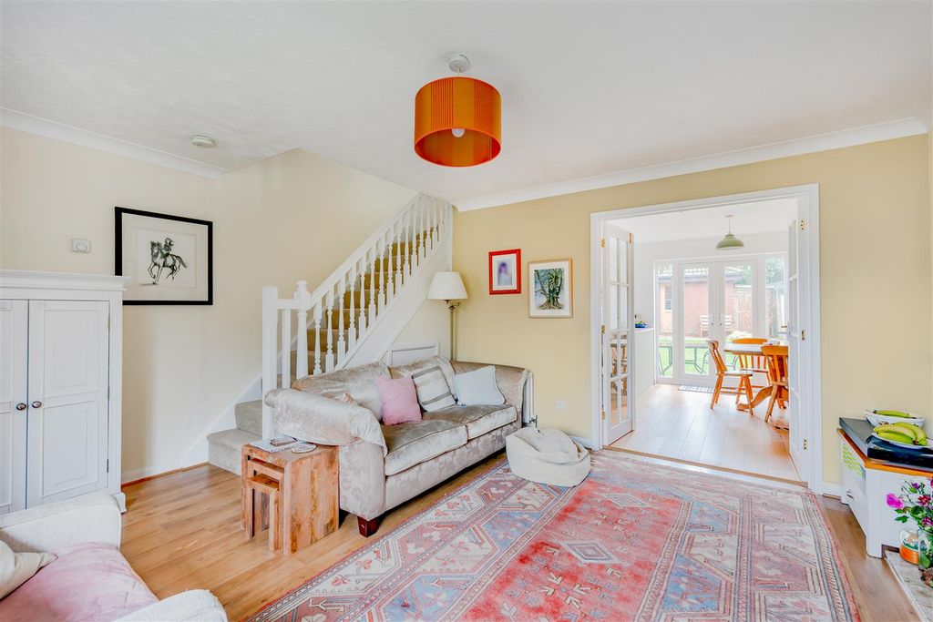 Property photo 2 of 19