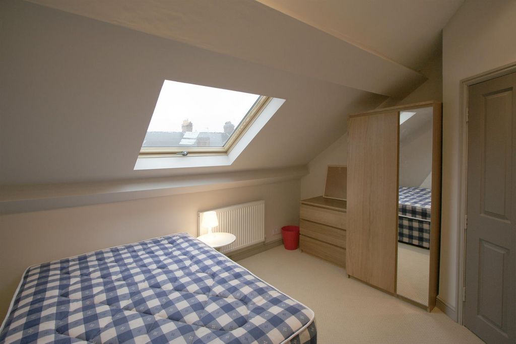 Property photo 3 of 7 5.Jpg