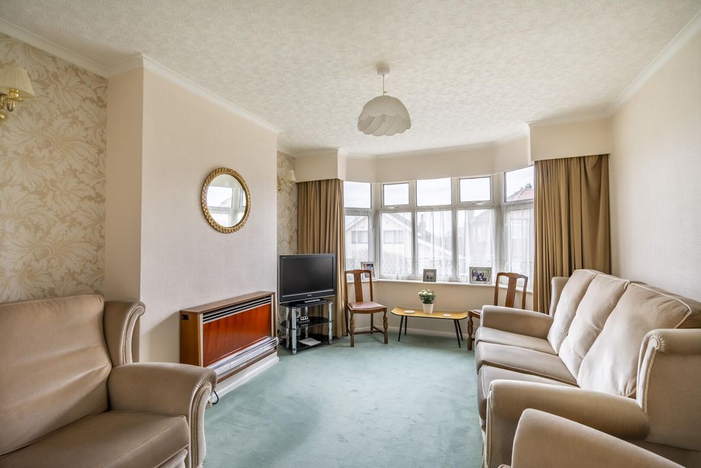 Property photo 2 of 19 Living Room