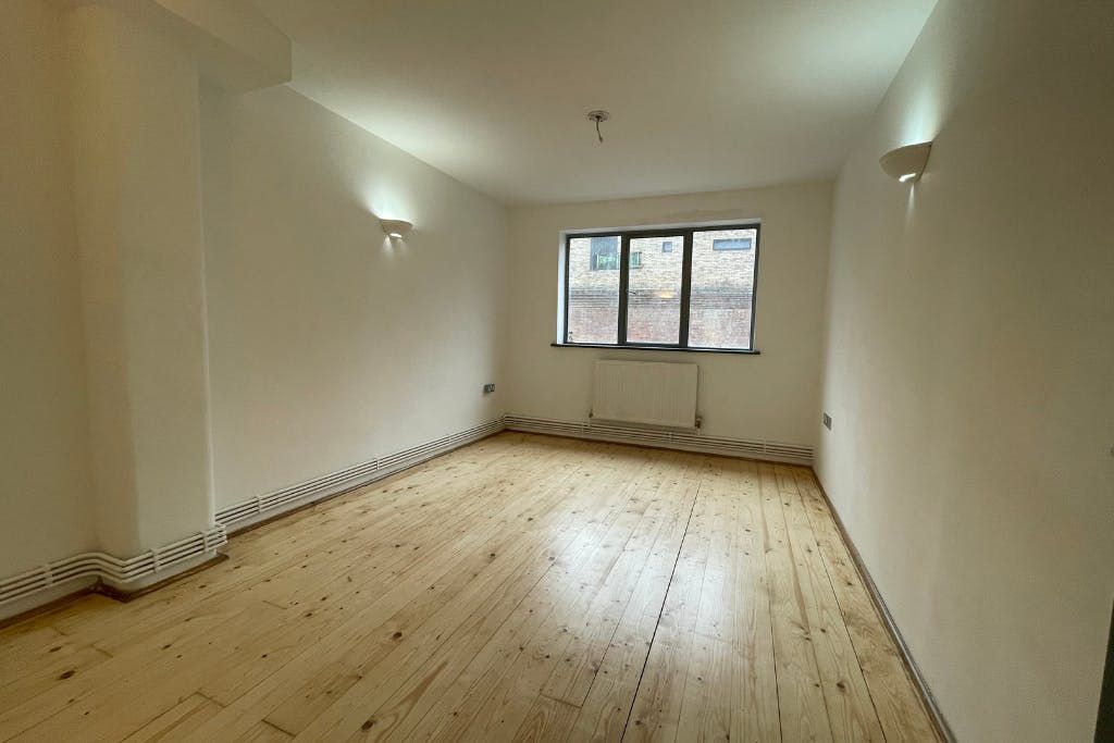 Property photo 1 of 8 Main.Png