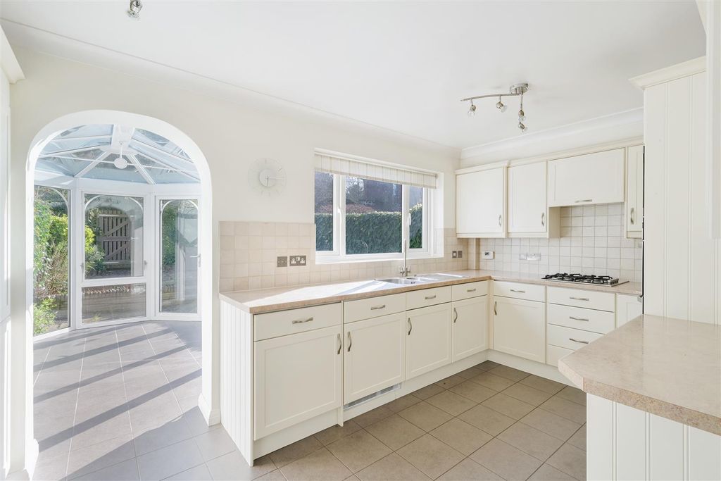 Property photo 2 of 30 The Walled Garden, 16 (26).Jpg