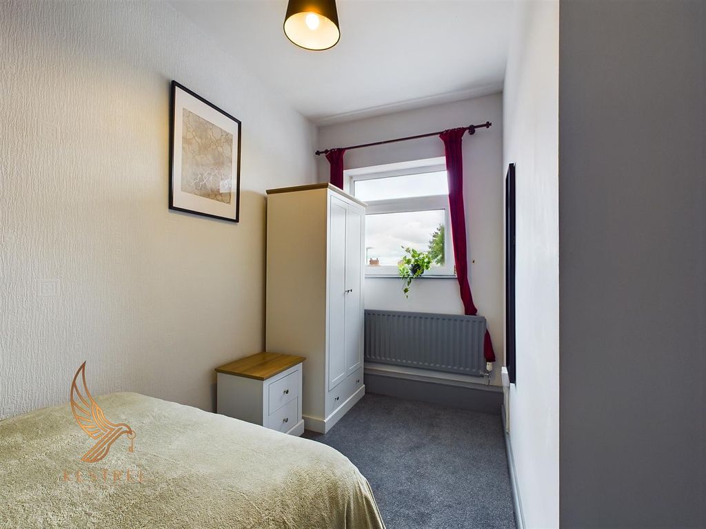 Property photo 2 of 8 Cam03976G0-Pr0024-Still019.Jpg