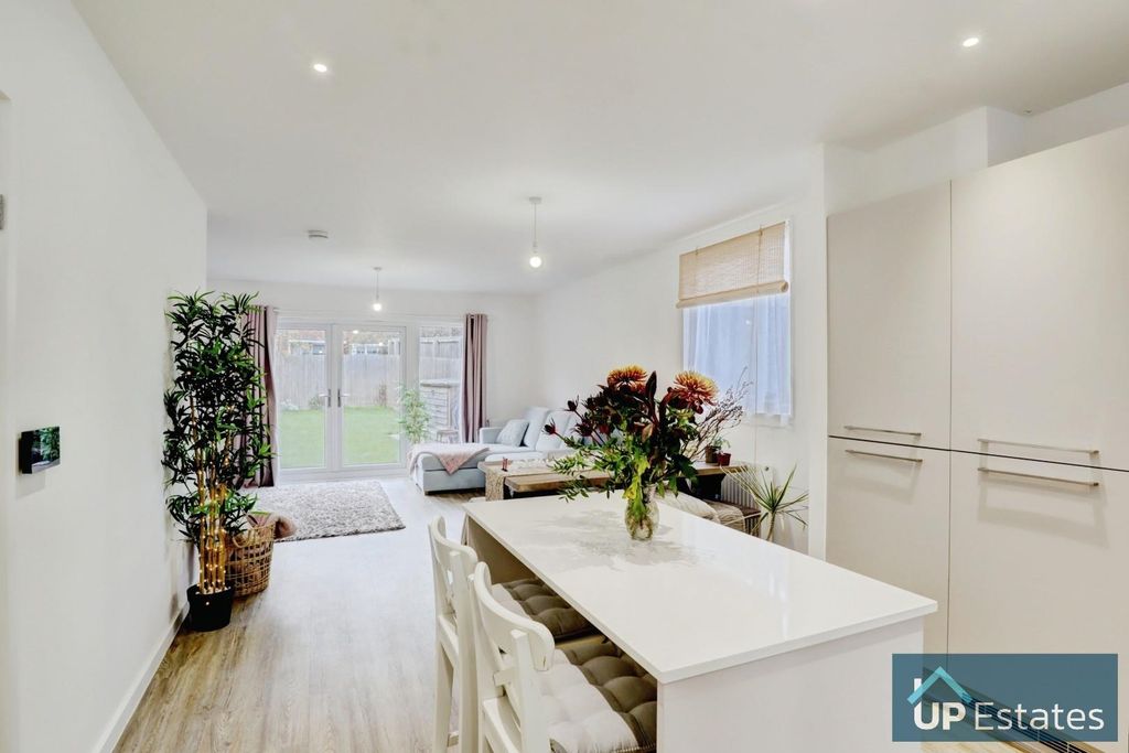 Property photo 3 of 19 Kitchen/ Living Room