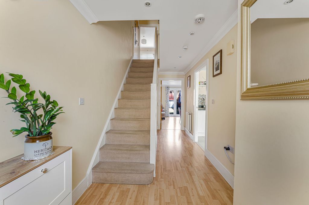 Property photo 2 of 20 Hallway