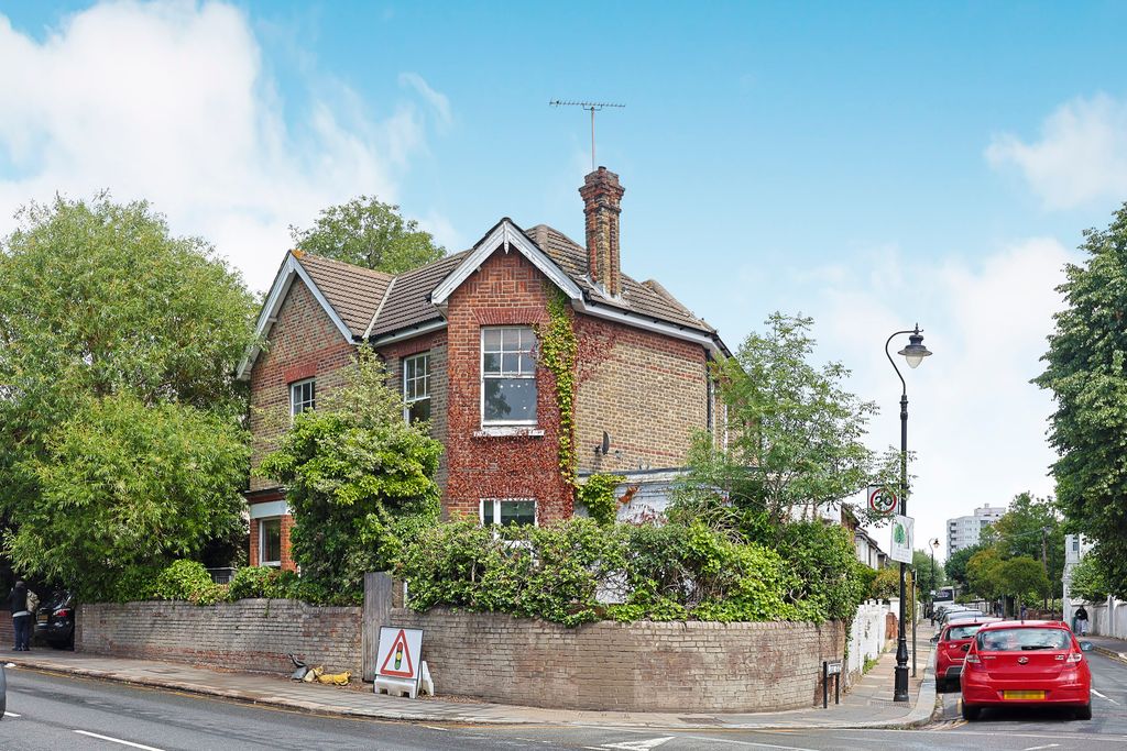 Property photo 1 of 20 Img_3004
