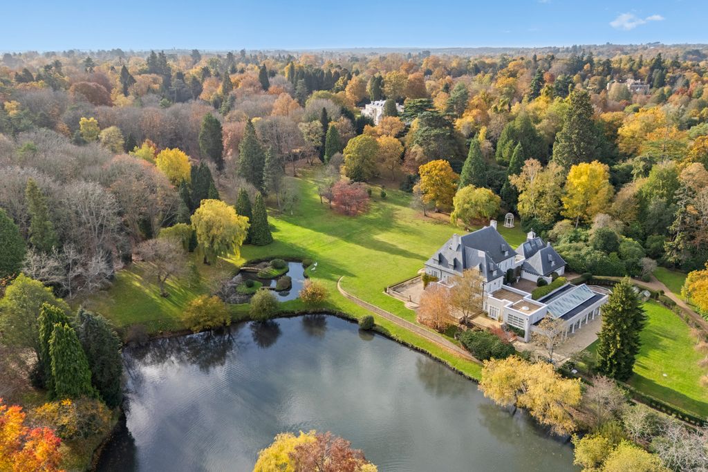 Property photo 2 of 28