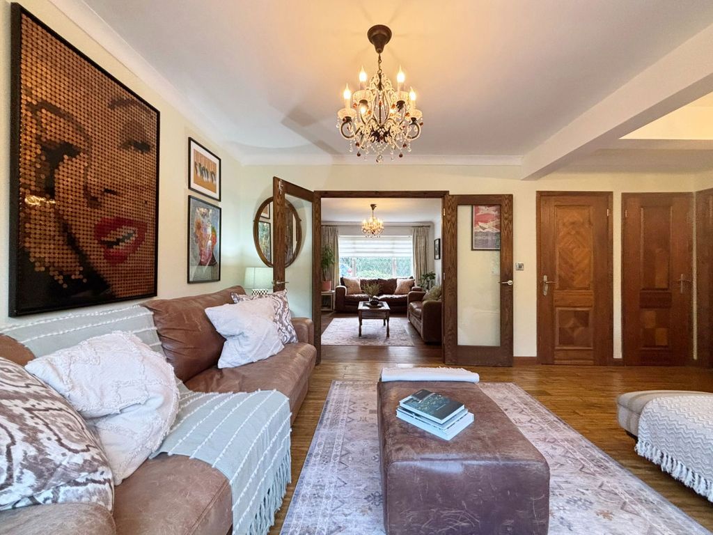 Property photo 2 of 50