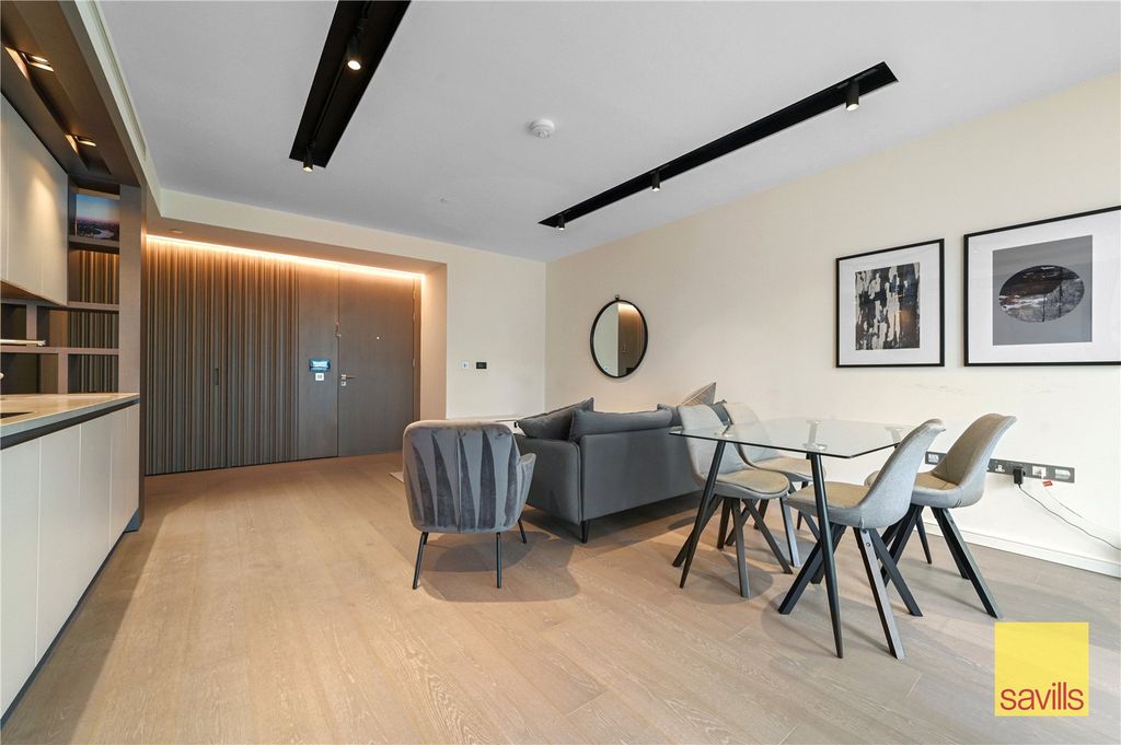 Property photo 1 of 14 Kitchen/Dining Area