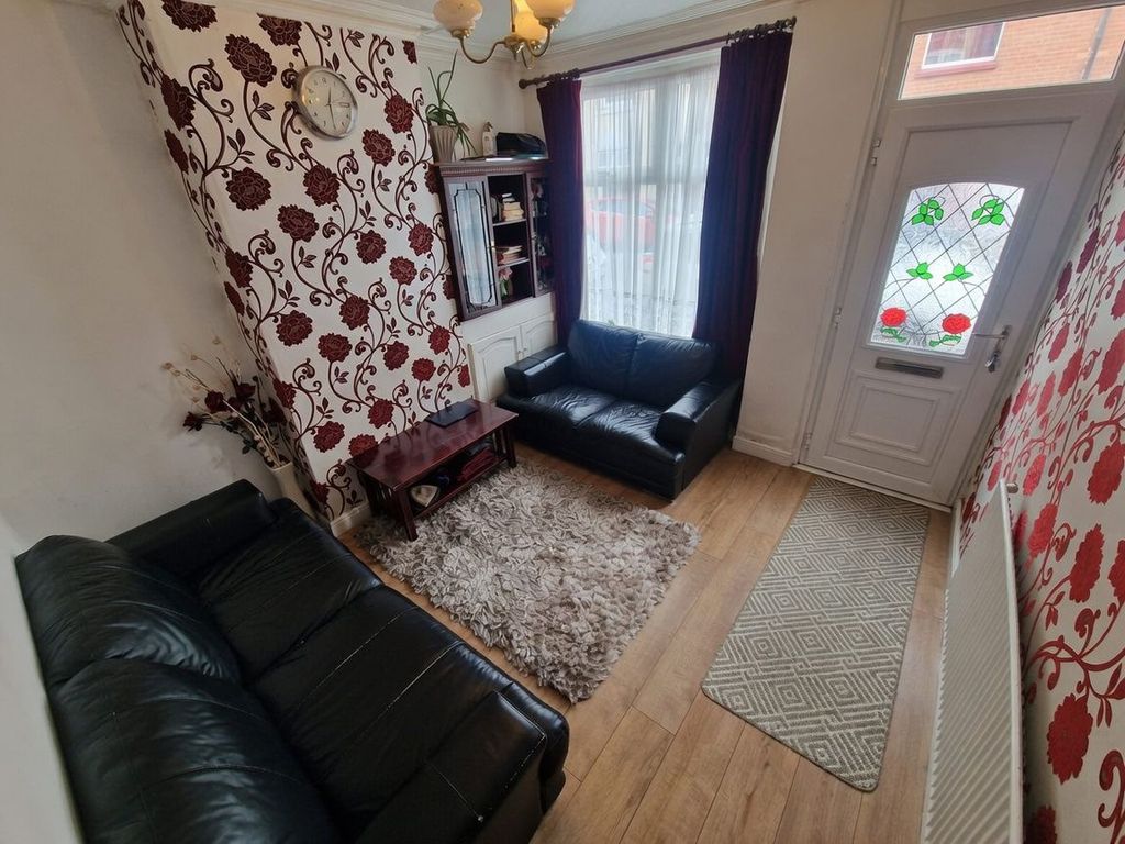 Property photo 3 of 13