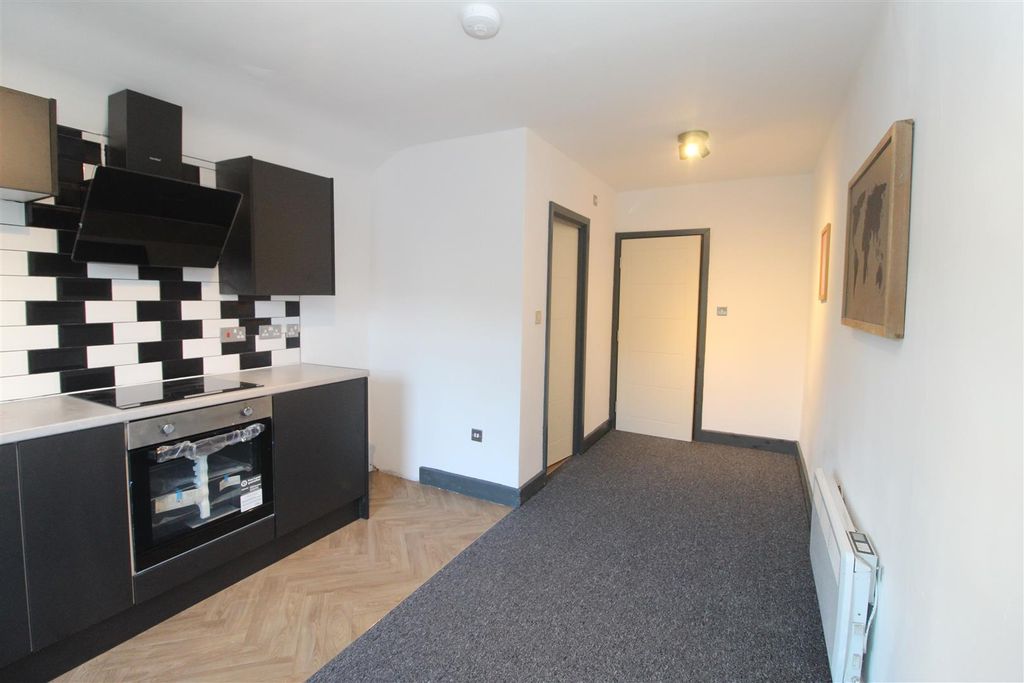 Property photo 3 of 8 Img_1204.Jpg