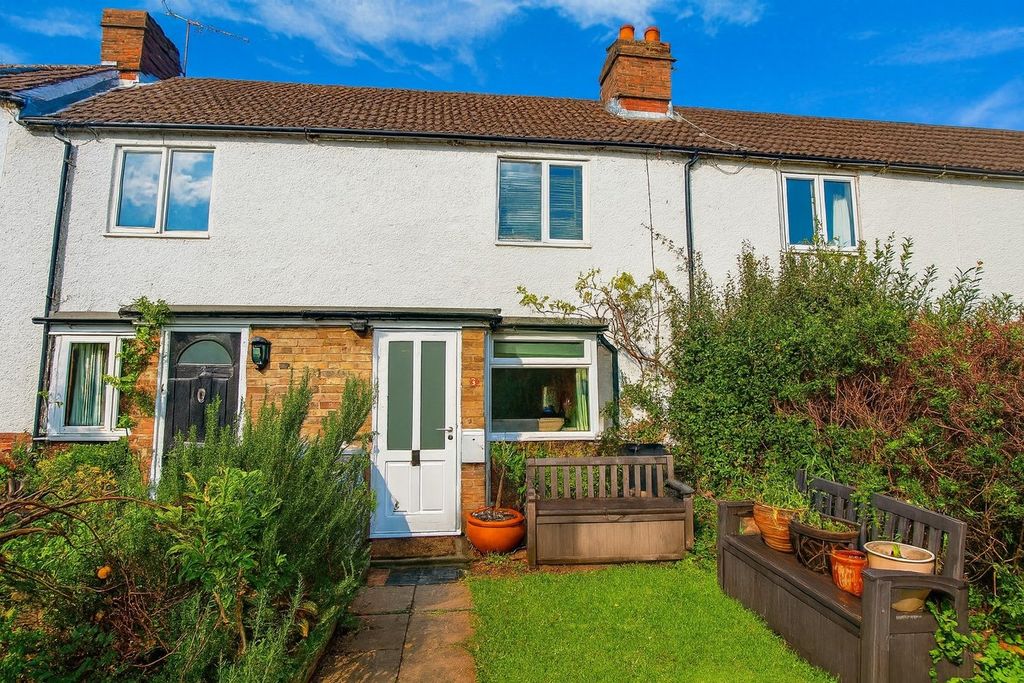 Property photo 1 of 13 Front