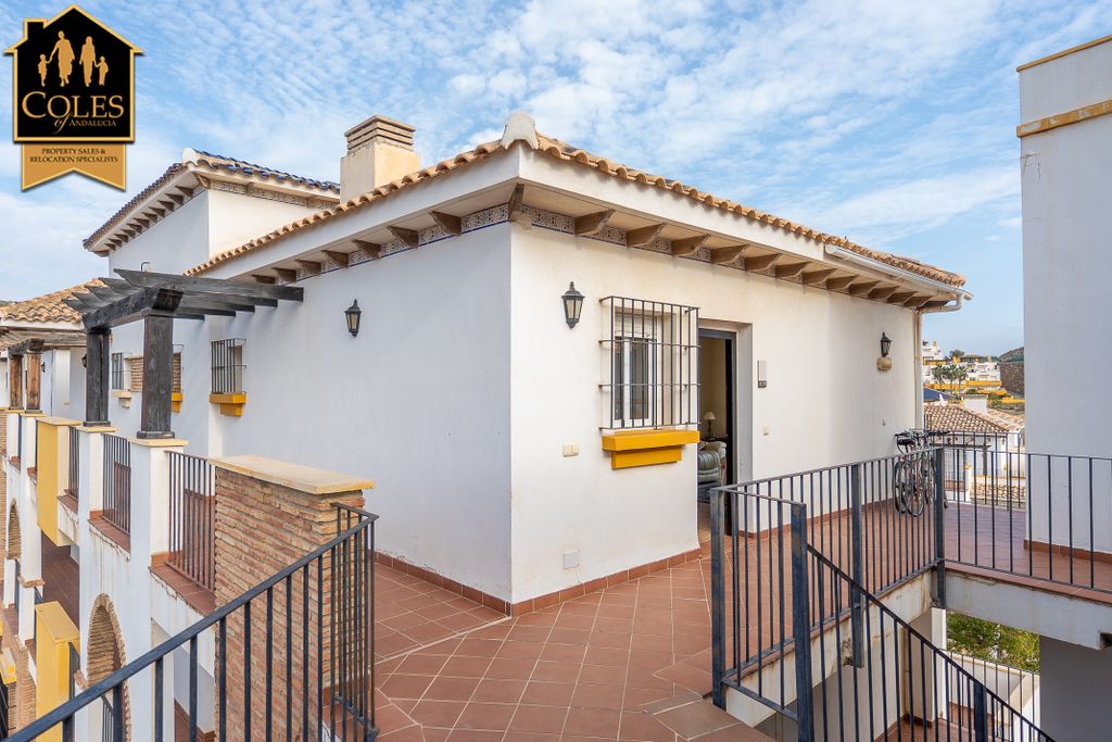 Property photo 2 of 23