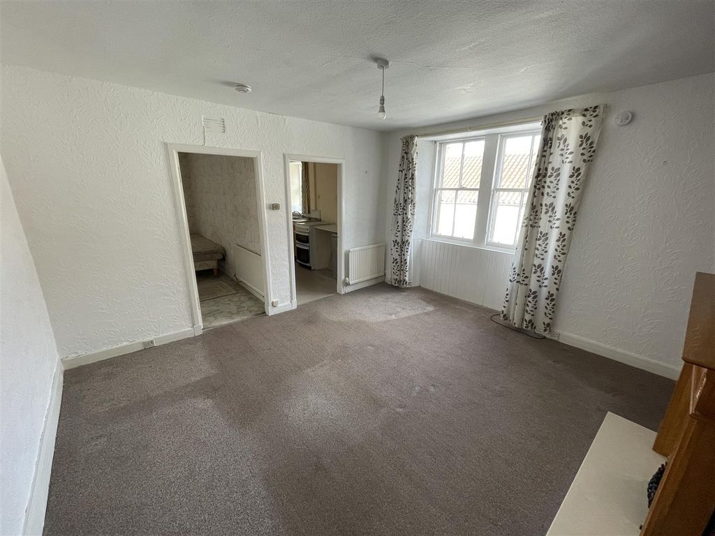 Property photo 3 of 14 Img_1942.Jpg