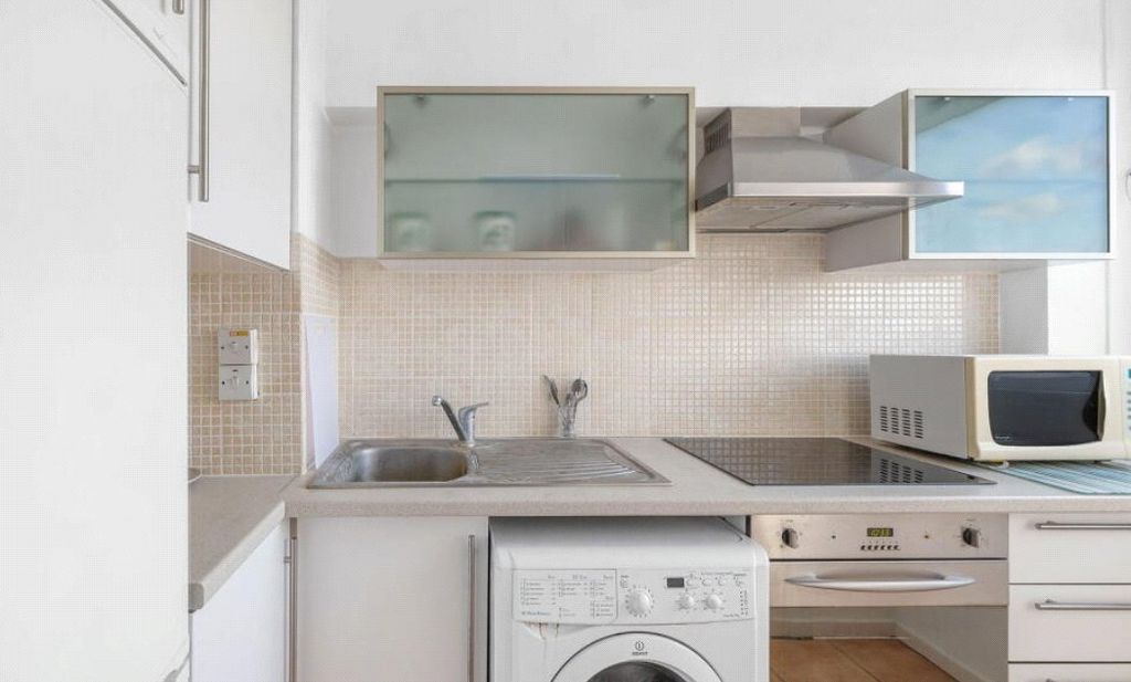 Property photo 3 of 5 Picture No. 11