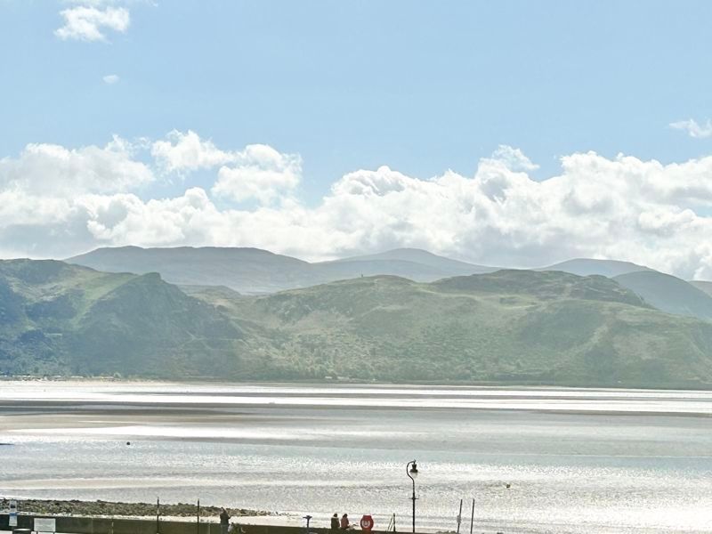 Property photo 2 of 16 Photo 2