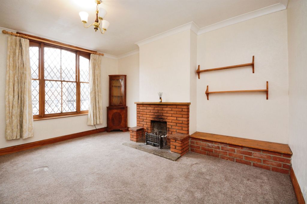 Property photo 2 of 14