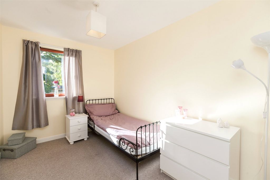Property photo 2 of 12 Picture No. 02