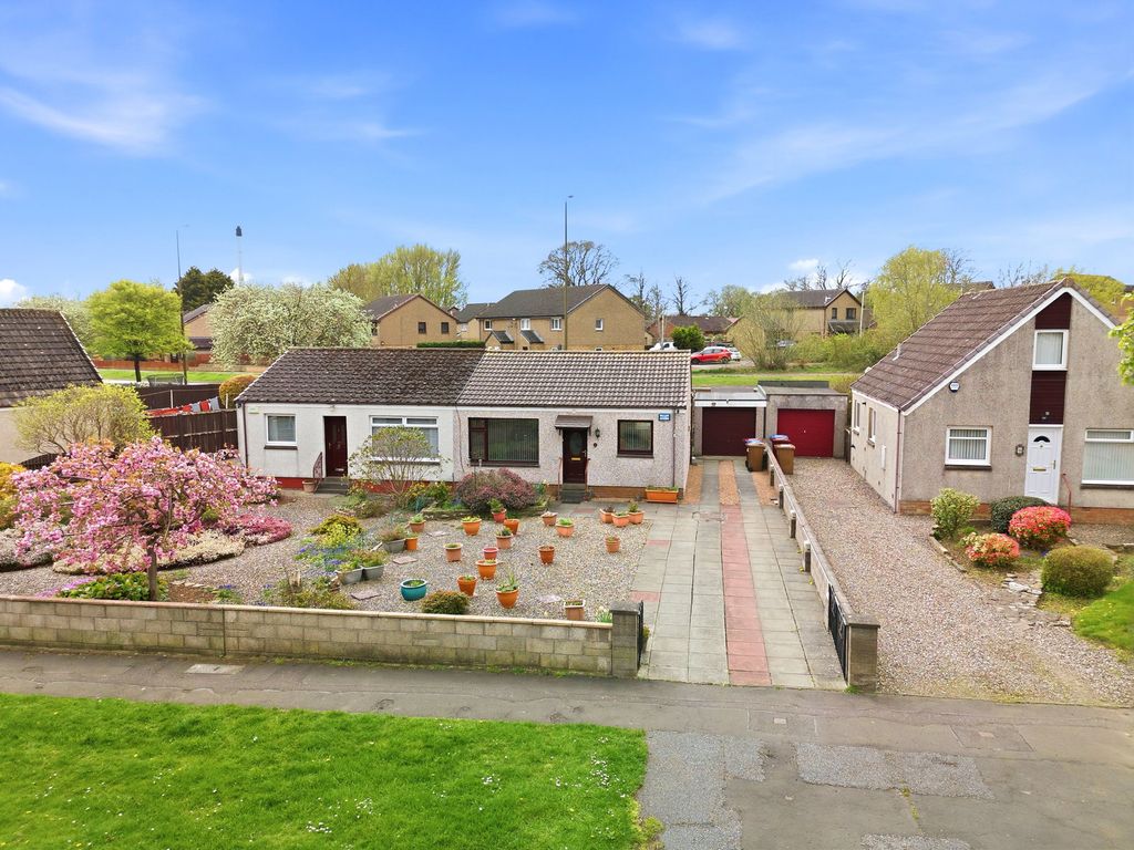 Property photo 1 of 28