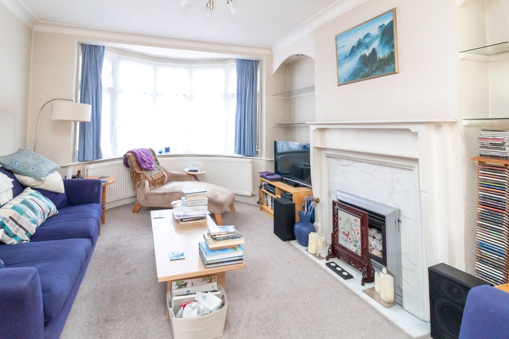 Property photo 2 of 12 Picture No. 01