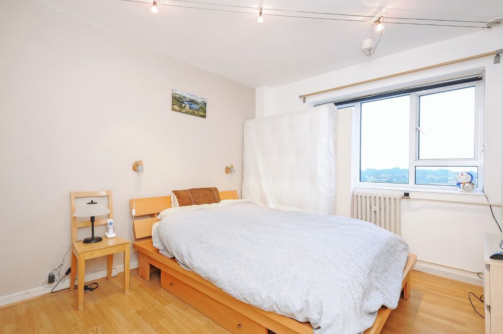 Property photo 2 of 6 Picture No. 03