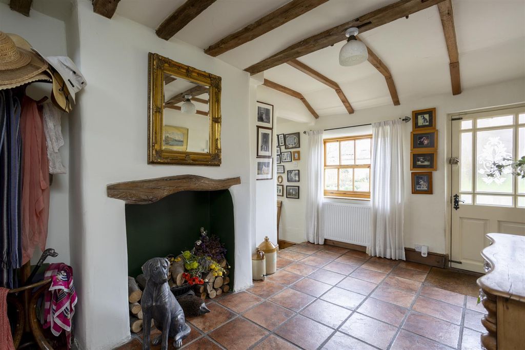 Property photo 3 of 55 98_The_Village_21.Jpg