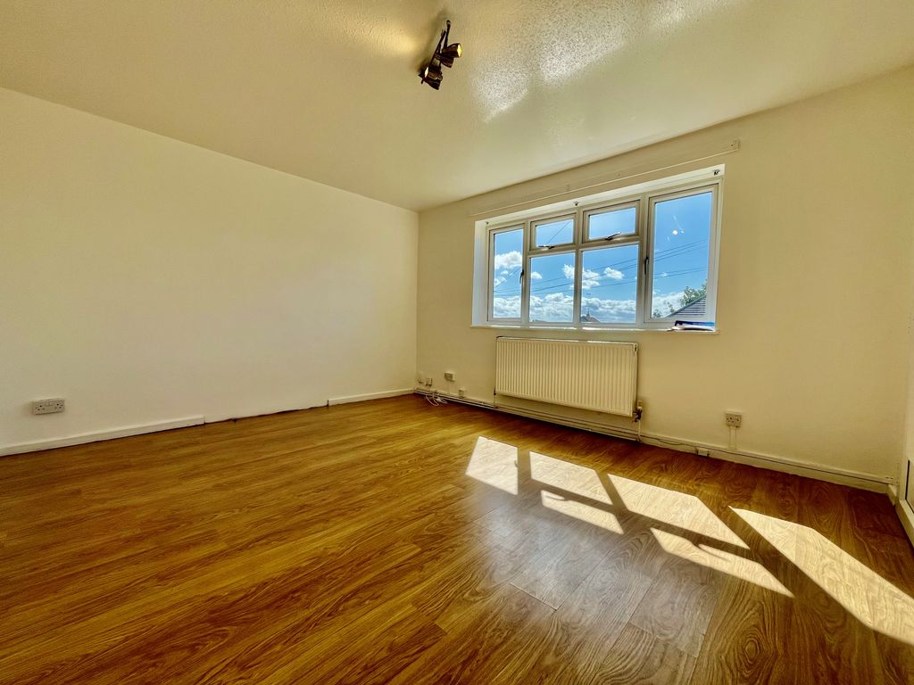 Property photo 1 of 5 Image