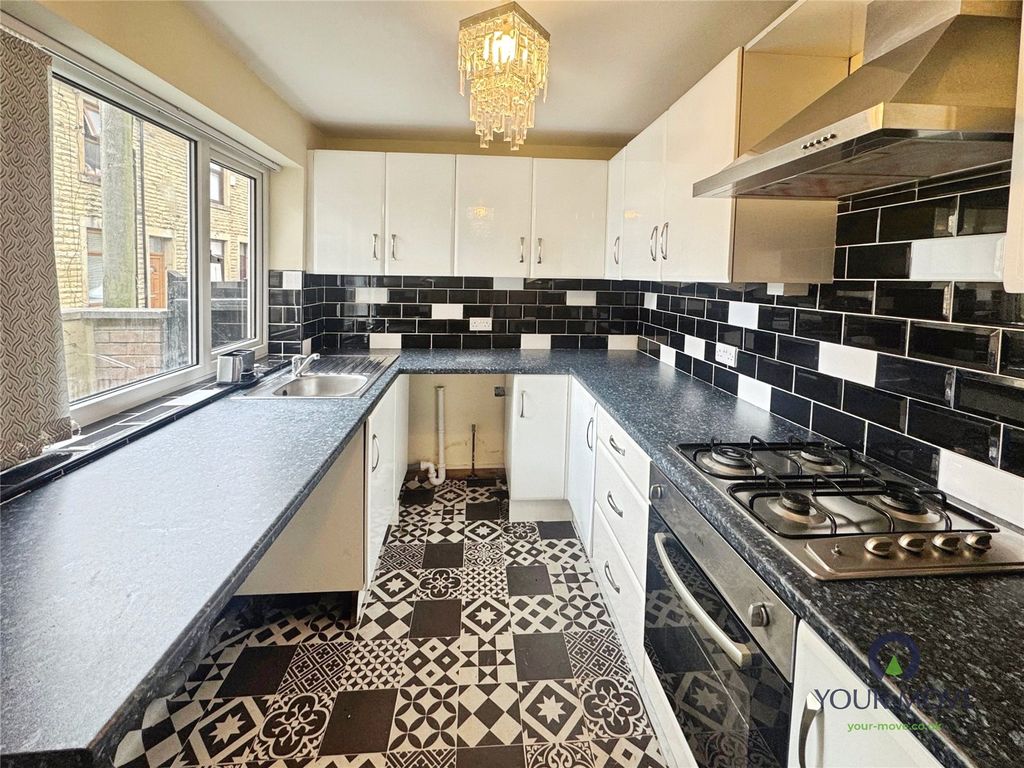 Property photo 3 of 13 Picture No. 12