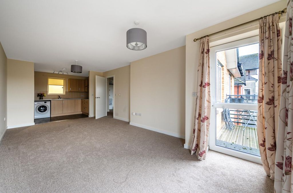 Property photo 2 of 17 1402690-3-696E1c7F6A660.Jpg