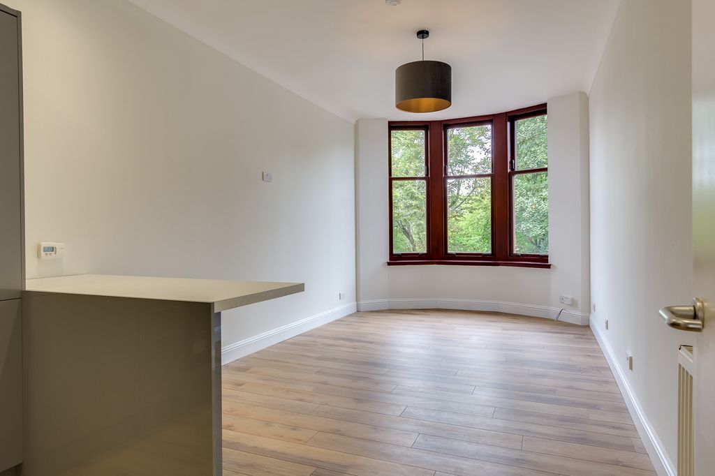 Property photo 2 of 11 2