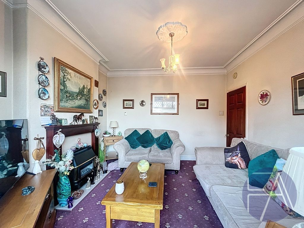 Property photo 3 of 19 4457963