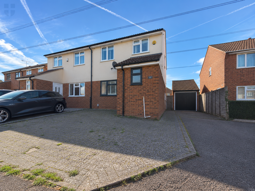 Property photo 1 of 15 A91c1854-ee94-457B-894d-Aaba0480B682