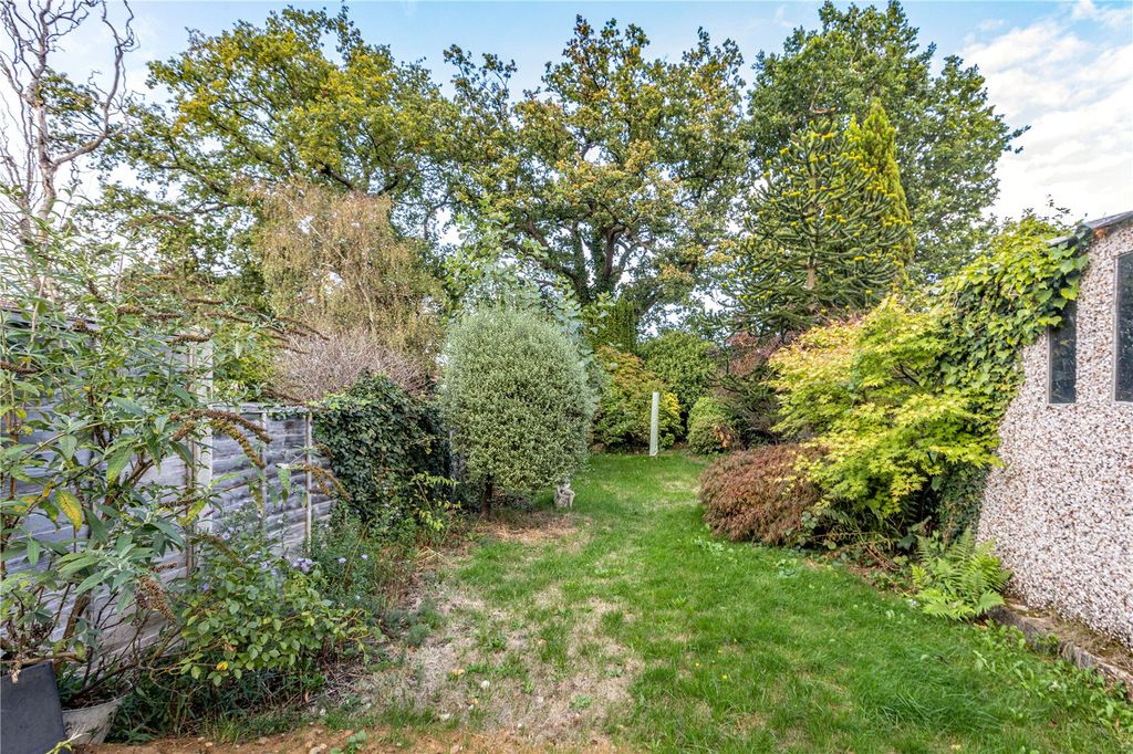 Property photo 3 of 13 Picture No. 25