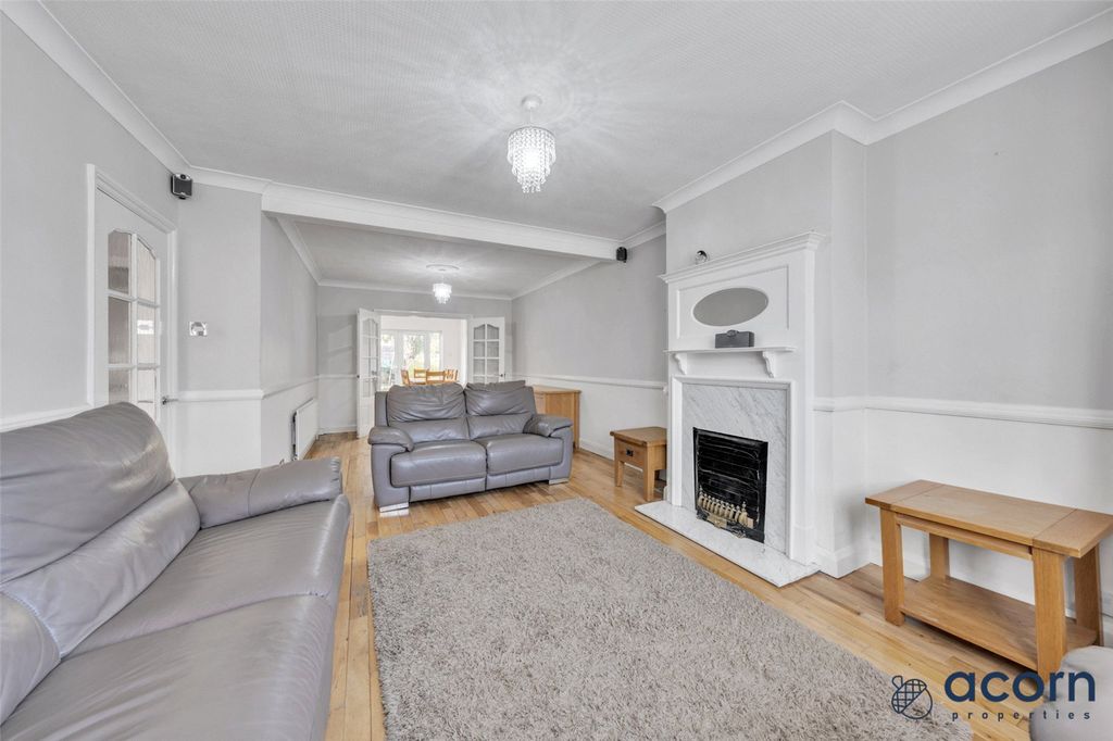 Property photo 3 of 24 Picture No. 15