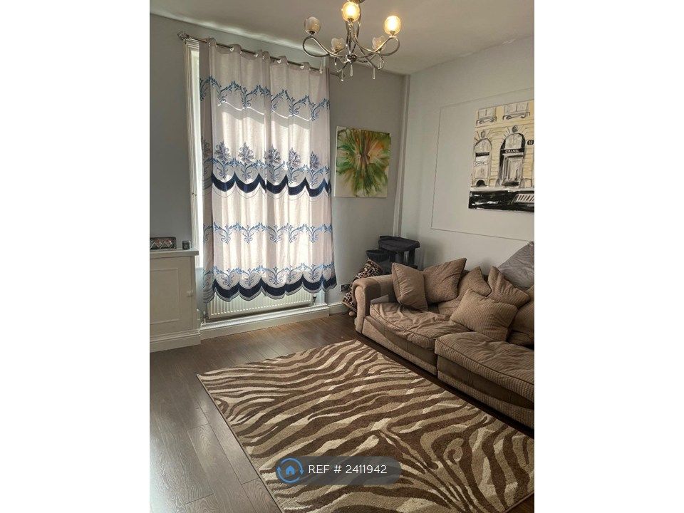 Property photo 1 of 25