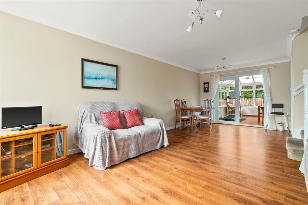 Property photo 2 of 26 Park-4.Jpg
