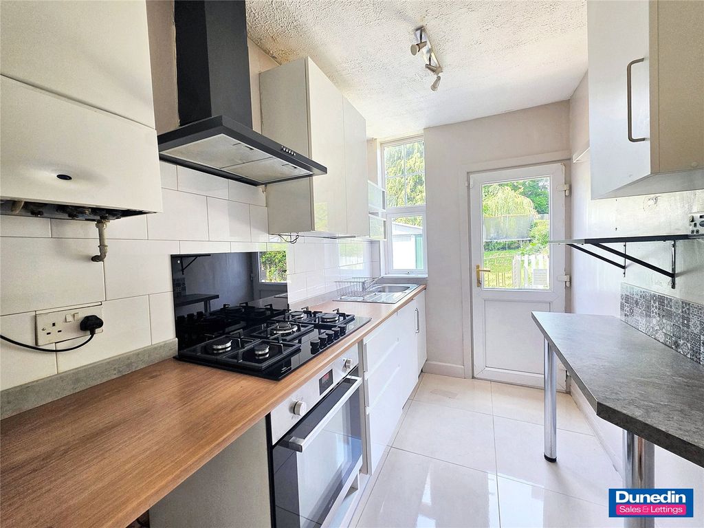 Property photo 3 of 13 Picture No. 04