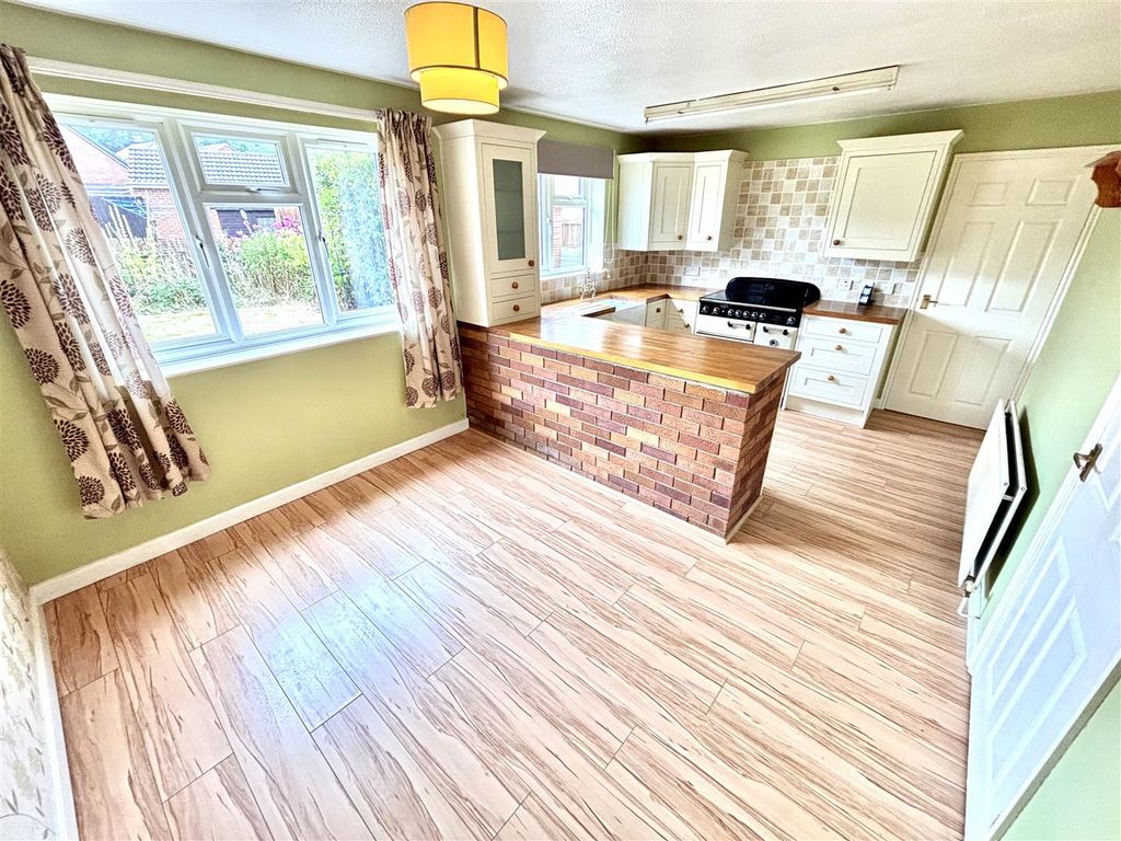 Property photo 3 of 20 Open Plan Kitchen And Dining Room