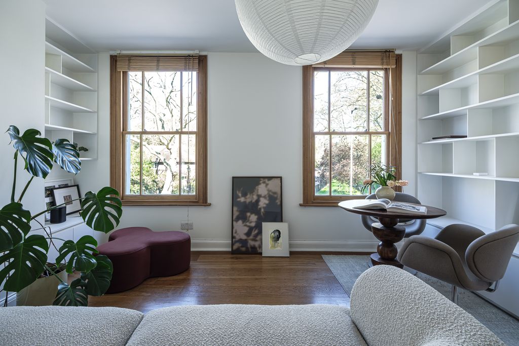 Property photo 3 of 25 Southwark-Park-Road-Fuji-128-7_55198228541_O.Jpg