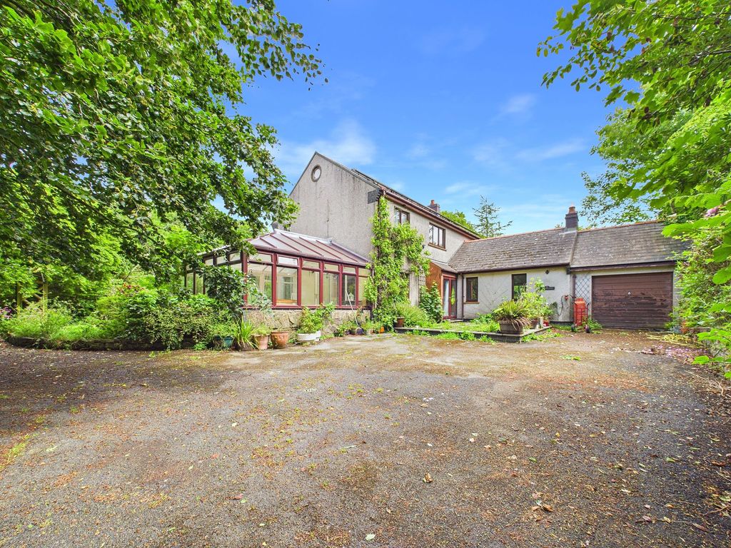 Property photo 1 of 37